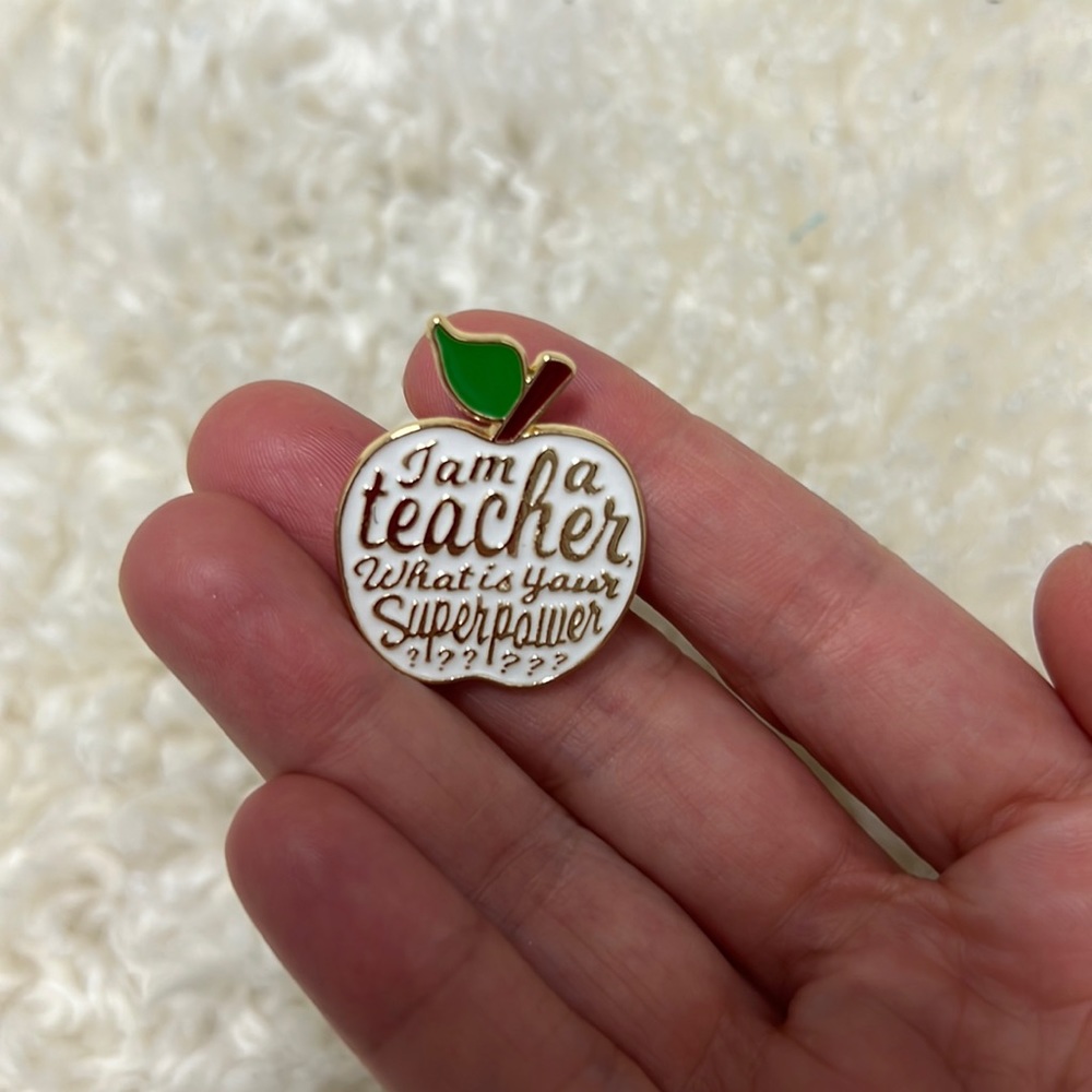 New - Apple Teacher Pin